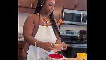 Watch me cook a delicious dessert Watch me cook a delicious dessert