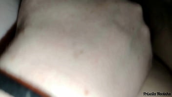 Comi a buceta da minha madrasta com força até gozar dentro acabei engravidando ela