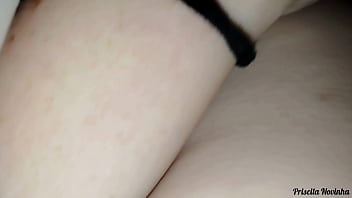 Comi a buceta da minha madrasta com força até gozar dentro acabei engravidando ela