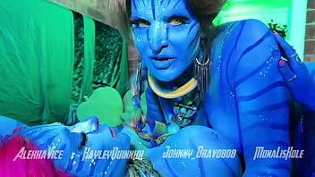 Na'vi avatar aliens 3 way threeway body paint bgg cosplay