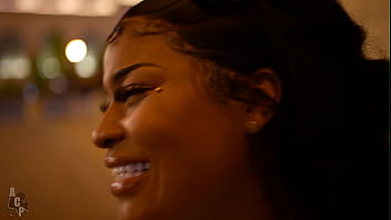 Sexy ebony performers premiers new movie to their dracula spin off