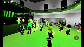 Dançando cm as putas