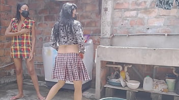 Mature leave their houses and go to the patio to show off their buttocks and flirt outdoors they are neat and discreet