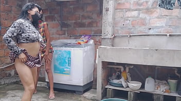 Mature leave their houses and go to the patio to show off their buttocks and flirt outdoors they are neat and discreet