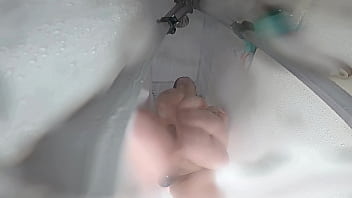 Showering with my vibrator