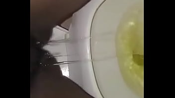 Peeing thumbnail