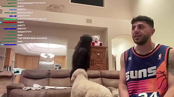 Nourxturki loves to have her big booty shown