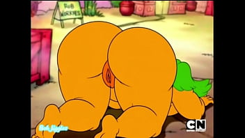 Chowder endivia muestra sus enormes atributos y juega con su cosita