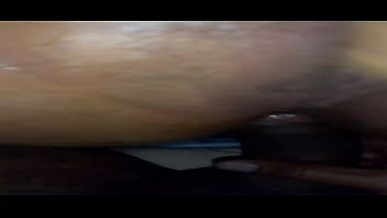 Mi esposa se calienta con polvo en la vagina y pide mas