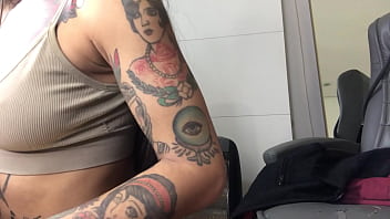 Free 2 peeing while masturbating watching cocks