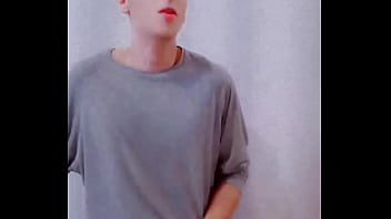 Sexy handsome guy jumps and cums multiple times hot sounding