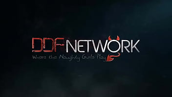 Toe loving p sexy blonde gives dream footjob