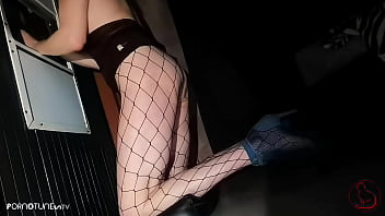 Sloppy behaviour with condom at gloryhole stranger cum on my pussy lips