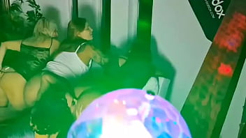 Revoada na mansão do ted