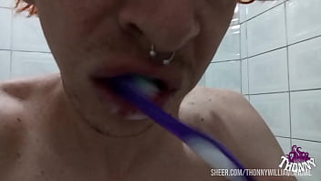 Pov engolir saliva pela manhã