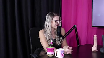 Era solteiro e decidiu gravar para o xvideos e a família no começo não aceitou bem mas will mastro sheer red