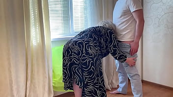 Mature housewife gave blowjob and got fucked in the ass