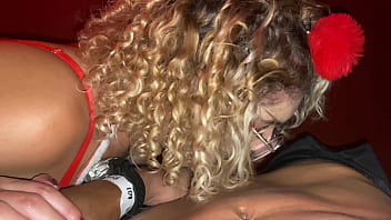 Fui no suingue e comi ela com todo mundo me olhando