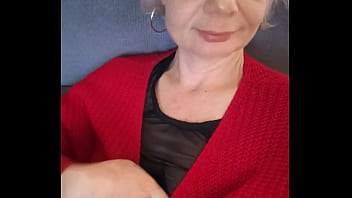 Sophie mature cochonne qui aime la bite