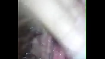 Esta hembra necesita verga urgente