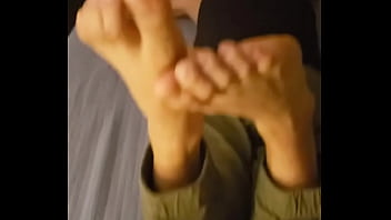 "do my feet smell "femtwinkk