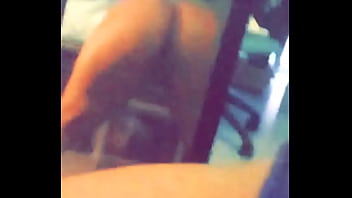 Thick ebony twerking