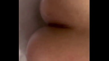 Me dan duro en la ducha