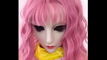 Dabalilela chica timida se levanta la falda en el circo muestra el culo