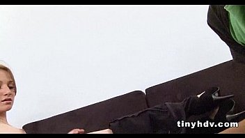 Perfect Latina Teen Angee Ariza 1 32 thumbnail