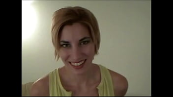 Sandi rose natural big tit blonde in pantyhose gives blowjob