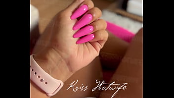 Acabei de chegar do salão de unhas feitas cadê meus fãs que amam ver minhas nails pintadinhas