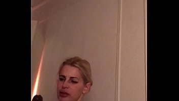 Russian milf giving me head after delivering her package