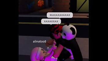 здесь трахаются 2 адоптера гарик у которого 5 см возбуждает праститутку а затем кончает в нее и та беременеет от него Вот такой подарочек от роблокс ди