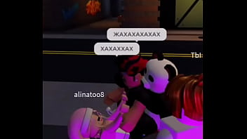 здесь трахаются 2 адоптера гарик у которого 5 см возбуждает праститутку а затем кончает в нее и та беременеет от него Вот такой подарочек от роблокс ди