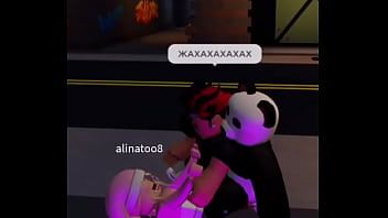 здесь трахаются 2 адоптера гарик у которого 5 см возбуждает праститутку а затем кончает в нее и та беременеет от него Вот такой подарочек от роблокс ди