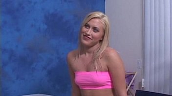 Sweetheart banged in a massage room