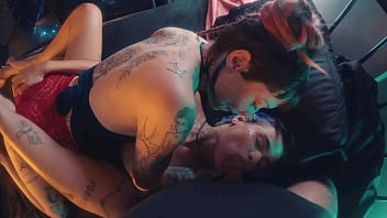 Comi Duas Novinhas Depois Da Rave Gabe & Russah thumbnail