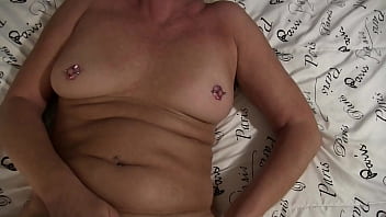 Slut pussy missionary and cum on her pussy