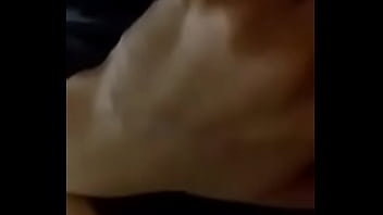 Mujer de 19 manda videos