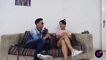 El hermano se empezo atacar con el al momento de empezar su transformación y verle el pelo largo