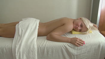 Ivy blonde get a cock in her wet cunt