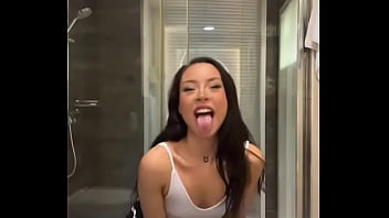 You better get on my page #caramelladelx