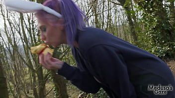 Sexy bunny scarlett loves naughty workout