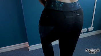 Sexy bunny scarlett loves naughty workout