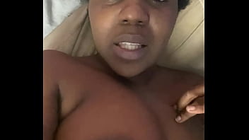 Responding to mean comments as an adult industry content creator pornstar