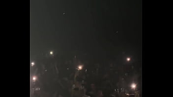 Live stage four minutes