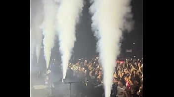 Live stage four minutes