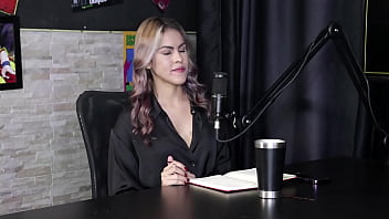Ela Explica Como Começou No Pornô Criou Uma Fanfic Por Tesão Realizou Uma Dp E é Questionadora De Padrões Naomi Campos Sheer Red thumbnail