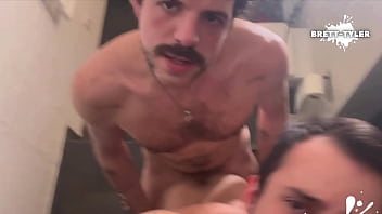 Brett Tyler And Alan Vers Fuck In The Showers thumbnail