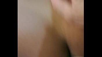 Infiando o pinto na puta safada